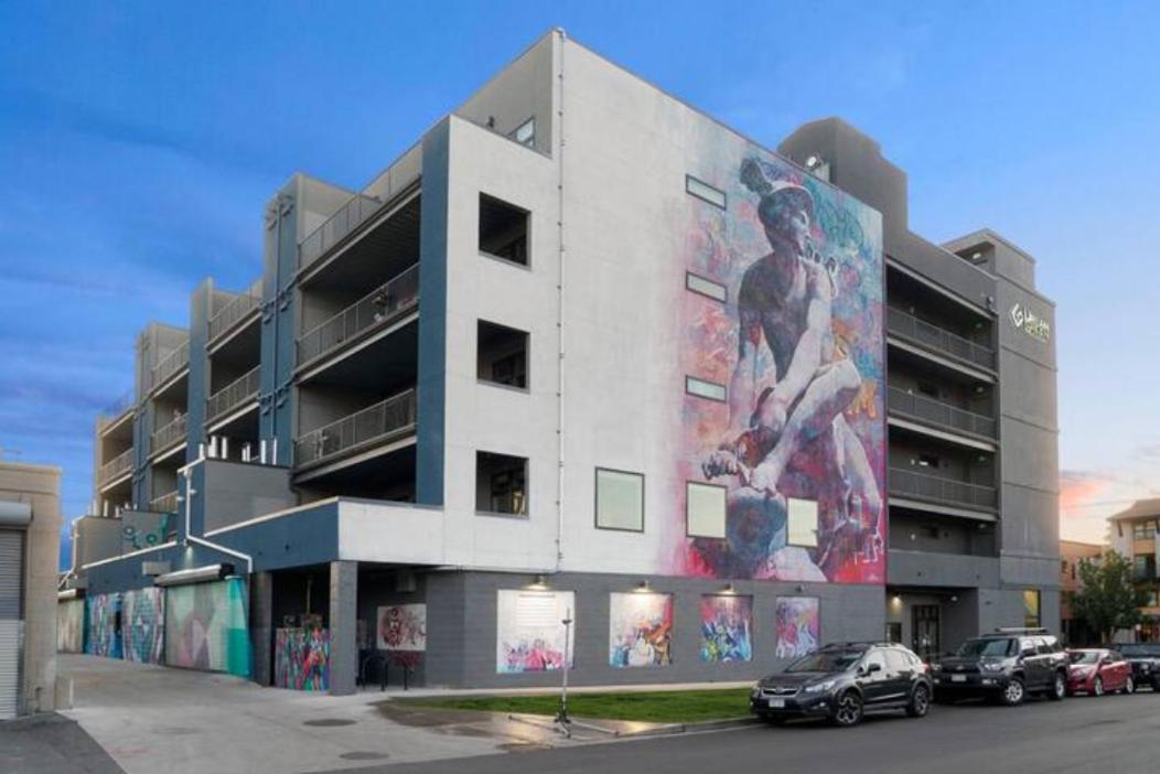 Holiday home Graffiti & Skyline | Rino Art Lofts Denver